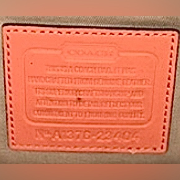 COACH PERFORATED CORAL CROSSBODY WITH ADDITIONAL ACCESSORIES - Picture 9 of 14